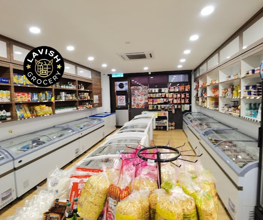 Lavish Grocery & Duty Free Liquor 免稅酒店